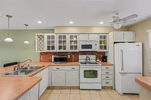 4800 Lake Villa Dr, Clearwater, FL 33762 - Photo 2