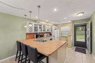 4800 Lake Villa Dr, Clearwater, FL 33762 - Photo 2