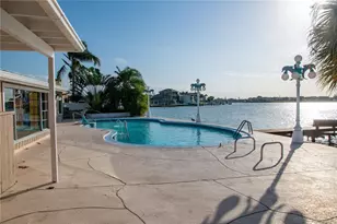 7985 4th Ave S, Saint Petersburg, FL 33707 - Photo 4