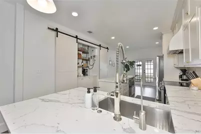 803 W Alfred Street, Tampa, FL 33603 - Photo 10