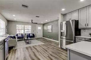 3720 36th Ave N, Saint Petersburg, FL 33713 - Photo 12