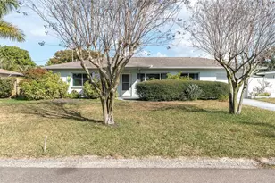 1903 42nd Way N, Saint Petersburg, FL 33713 - Photo 2