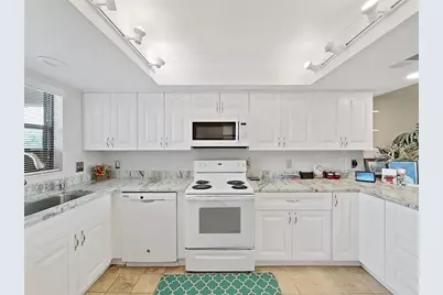 19451 Gulf Boulevard #205, Indian Shores, FL 33785 - Photo 10