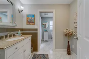 14557 Anchorage Cir, Seminole, FL 33776 - Photo 38