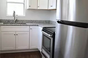 2540 18th Ave N, Saint Petersburg, FL 33713 - Photo 2