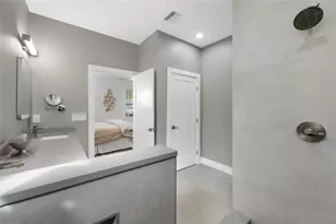 2150 43rd Terrace N, Saint Petersburg, FL 33714 - Photo 32