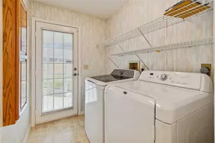 9309 Rockrose Dr, Tampa, FL 33647 - Photo 36