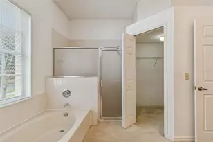 9309 Rockrose Dr, Tampa, FL 33647 - Photo 20