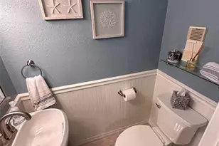 4750 Snook Dr SE, Saint Petersburg, FL 33705 - Photo 12