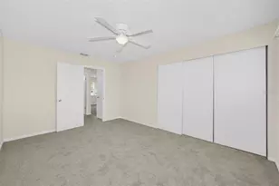8315 Burgundy Dr N, Pinellas Park, FL 33781 - Photo 16
