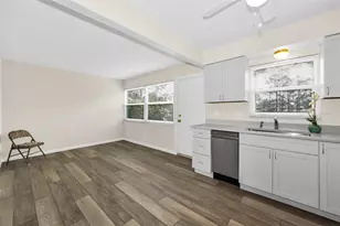 8315 Burgundy Dr N, Pinellas Park, FL 33781 - Photo 8