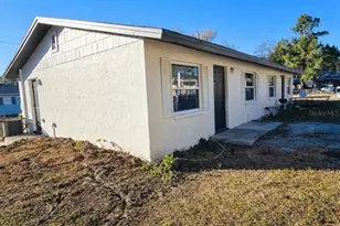 1407 E 99th Ave, Tampa, FL 33612 - Photo 1