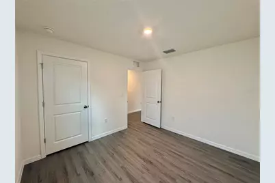 36015 Sunflower Hill Drive, Zephyrhills, FL 33541 - Photo 24