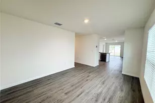 36015 Sunflower Hl Dr, Zephyrhills, FL 33541 - Photo 18