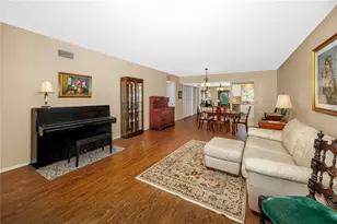 2440 World Pkwy Blvd, Clearwater, FL 33763 - Photo 6