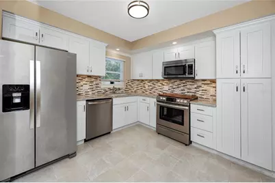 2440 World Parkway Boulevard #38, Clearwater, FL 33763 - Photo 4