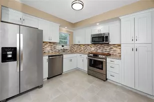 2440 World Pkwy Blvd, Clearwater, FL 33763 - Photo 4
