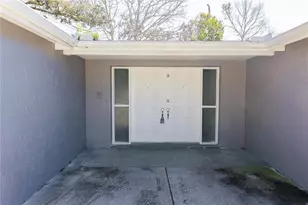 7740 Sagebrush Dr, Port Richey, FL 34668 - Photo 4