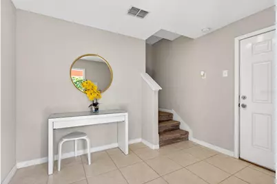 4620 Willet Cooper Court, Tampa, FL 33619 - Photo 4