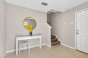 4620 Willet Cooper Ct, Tampa, FL 33619 - Photo 4