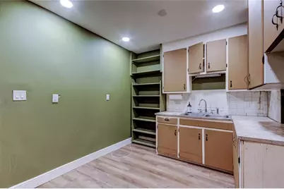 8171 37th Avenue N, Saint Petersburg, FL 33710 - Photo 6