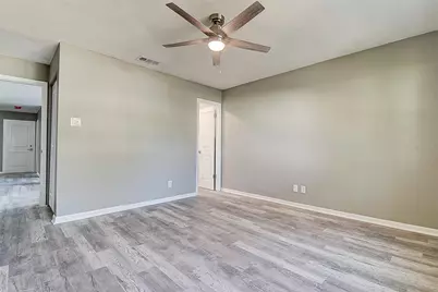 130 42nd Avenue N, Saint Petersburg, FL 33703 - Photo 22