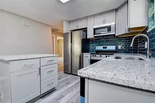 130 42nd Ave N, Saint Petersburg, FL 33703 - Photo 6