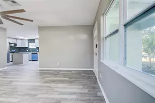 130 42nd Ave N, Saint Petersburg, FL 33703 - Photo 12