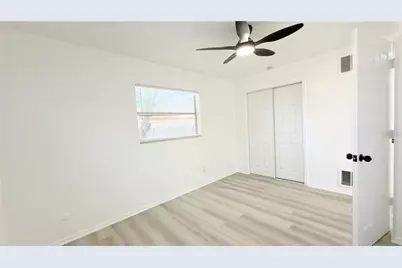 2008 E Genesee Street, Tampa, FL 33610 - Photo 8