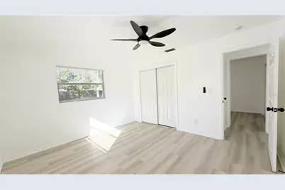 2008 E Genesee Street, Tampa, FL 33610 - Photo 6