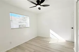 2008 E Genesee St, Tampa, FL 33610 - Photo 10