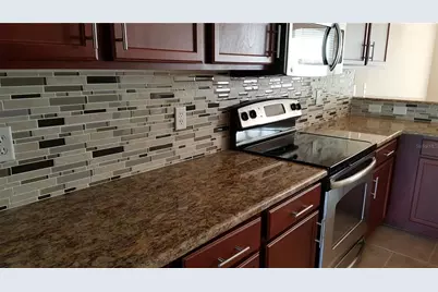 19231 Stone Hedge Drive, Tampa, FL 33647 - Photo 4