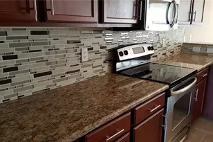 19231 Stone Hedge Dr, Tampa, FL 33647 - Photo 4