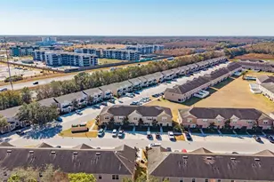 27540 Desert Willow, Wesley Chapel, FL 33544 - Photo 32