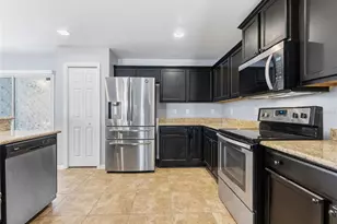27540 Desert Willow, Wesley Chapel, FL 33544 - Photo 12