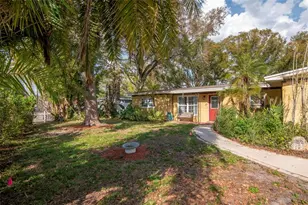 347 Country Club Dr, Oldsmar, FL 34677 - Photo 76