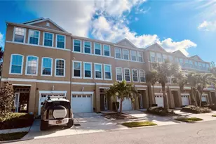 2915 Pointeview, Tampa, FL 33611 - Photo 2