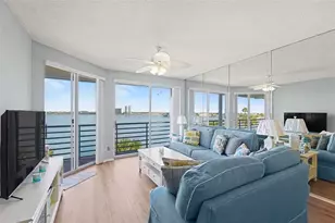 8021 Sailboat Key Blvd S, Saint Pete Beach, FL 33707 - Photo 6