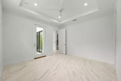 3228 W Oakellar Avenue, Tampa, FL 33611 - Photo 46