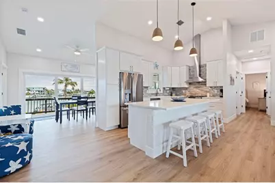 605 115th Avenue, Treasure Island, FL 33706 - Photo 12