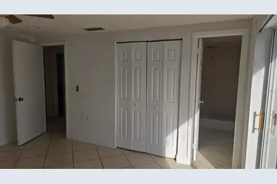 7914 Woodgrove Circle, Tampa, FL 33615 - Photo 8
