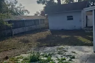 7914 Woodgrove Cir, Tampa, FL 33615 - Photo 14