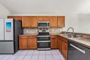 11237 Lake Lanier Dr, Riverview, FL 33569 - Photo 16