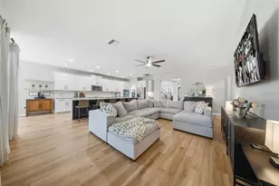 32306 Garden Alcove Loop, Wesley Chapel, FL 33545 - Photo 14