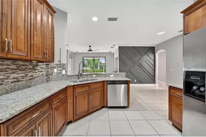 2502 Bonterra Boulevard, Valrico, FL 33594 - Photo 26