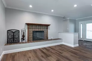 712 Camellia Ct, Seffner, FL 33584 - Photo 10