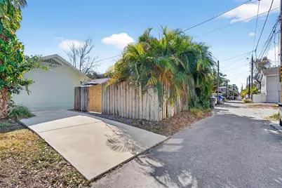 227 11th Avenue NE, Saint Petersburg, FL 33701 - Photo 18