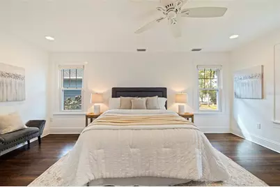 646 17th Ave NE, Saint Petersburg, FL 33704 - Photo 24