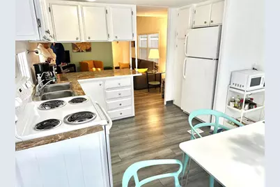 9790 66th Street N #194, Pinellas Park, FL 33782 - Photo 2