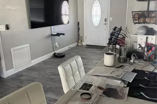 10093 Santiago Ct, Seminole, FL 33776 - Photo 8